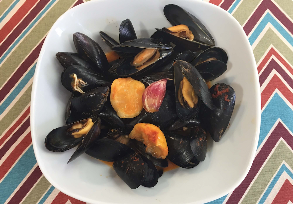 Mejillones o Clochinas al vapor